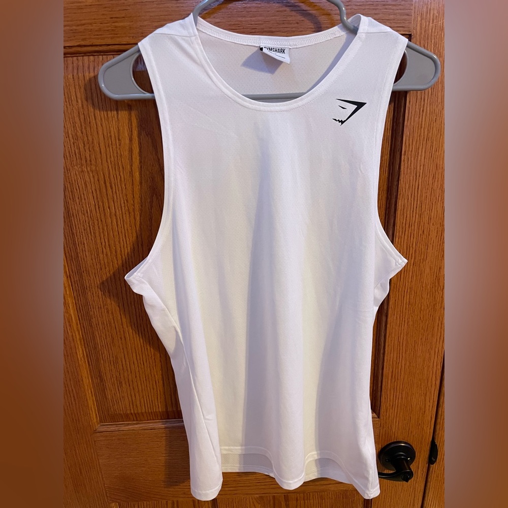 GYMSHARK arrival tank